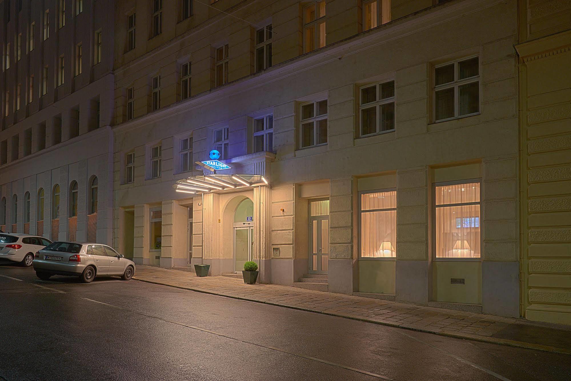 Starlight Suiten Hotel Renngasse Viena Exterior foto